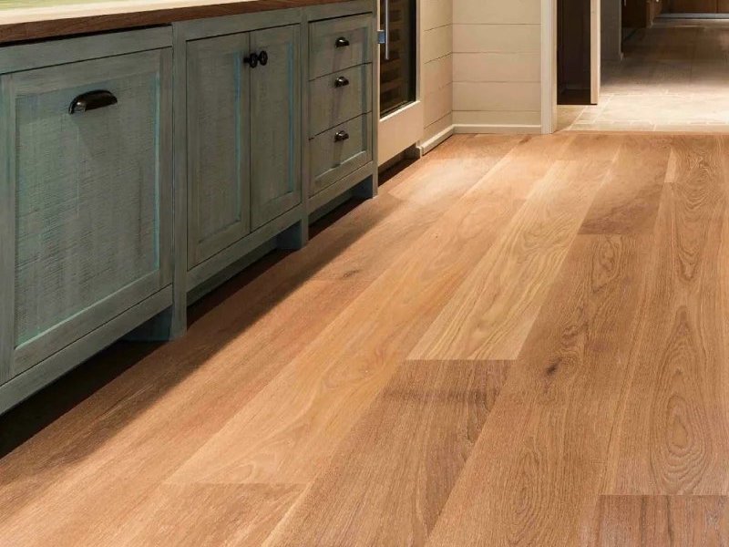 Hardwood flooring in Woodland Hills, CA by Leader Flooring